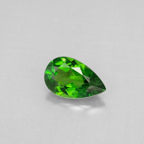 0.73캐럿 천연 그린 크롬 디옵사이드, 배 모양, 7.6×4.8 mm, VS