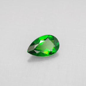 0.64캐럿 천연 그린 크롬 디옵사이드, 배 모양, 7.5×4.8 mm, VS