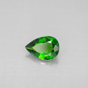 0.60캐럿 천연 그린 크롬 디옵사이드, 배 모양, 6.9×4.9 mm, VS