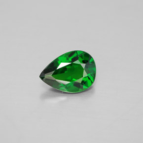 0.60캐럿 천연 그린 크롬 디옵사이드, 배 모양, 6.9×6.8 mm, VVS