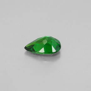 0.60캐럿 천연 그린 크롬 디옵사이드, 배 모양, 6.9×6.8 mm, VVS