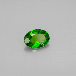 0.77캐럿 천연 그린 크롬 디옵사이드, 타원형 컷, 7.1×5.1 mm, VVS-VS