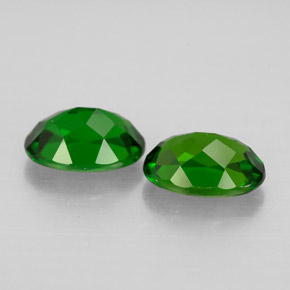 캐럿 천연 그린 크롬 디옵사이드 보석, 타원형 컷, 7×5.1 mm, VVS-VS