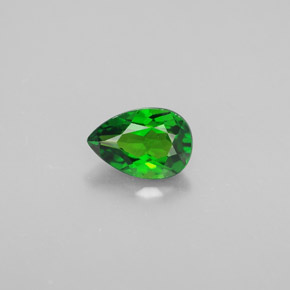 0.74캐럿 천연 그린 크롬 디옵사이드, 배 모양, 6.9×4.7 mm, VVS