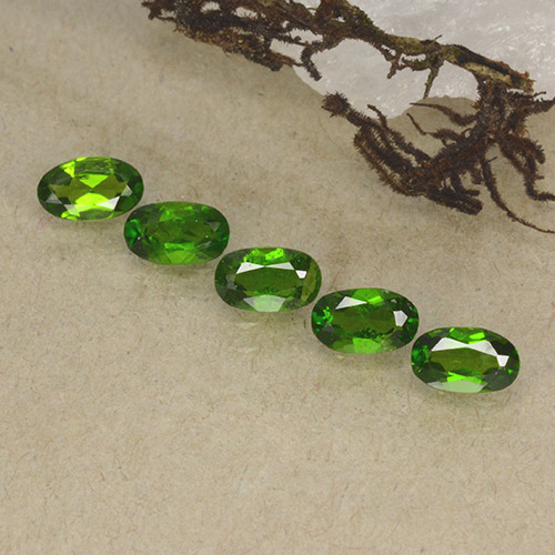 1.18캐럿 천연 생기 있는 그린 크롬 디옵사이드 보석, 타원형 컷, 4.9×3 mm, VS