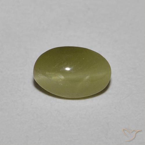 0.54ct 자연스러운 황록색 크리소베릴 캣츠아이, 타원형, 투명한