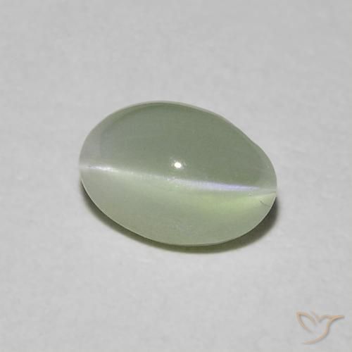 0.90캐럿 천연 따뜻한 녹색 Chrysoberyl Cat's Eye, 타원형 컷, 5.7×3.9 mm, 투명한