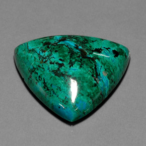 63.50캐럿 천연 멀티컬러 크리소콜라, 트릴리언, 32.1×30.8 mm, 불투명체
