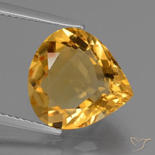 4.99ct 자연스러운 다크 골든 황수정, 배 모양, VVS