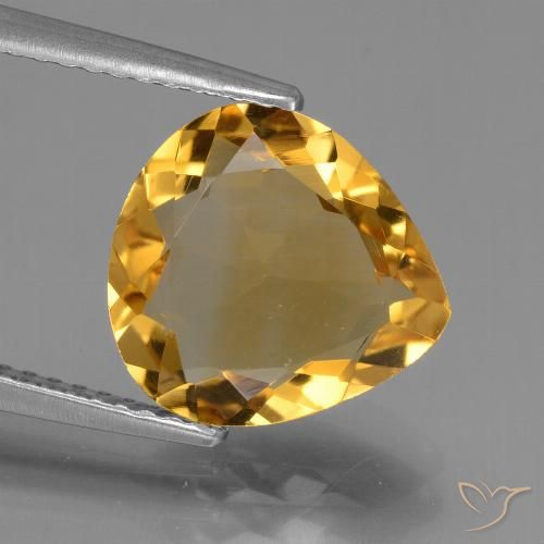 2.95ct 자연스러운 미디엄 다크 골든 황수정, 배 모양, VVS