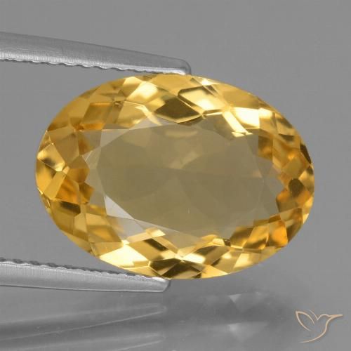 4.42ct 자연스러운 다크 골든 황수정, 타원형, VVS