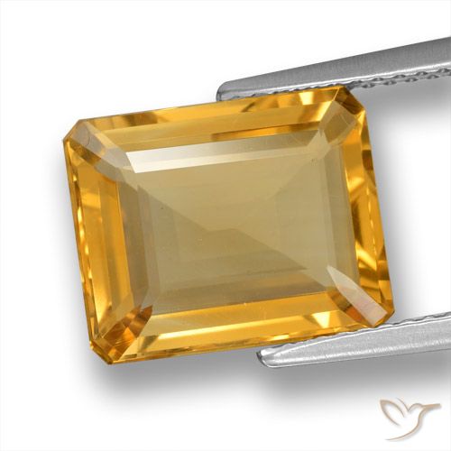 4.84ct 자연스러운 미디엄 라이트 오렌지 골드 황수정, 에메랄드 컷, VVS-VS