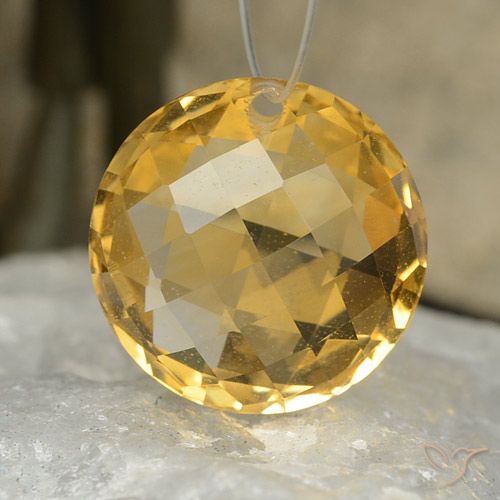 7.88ct 자연스러운 다크 골든 황수정, 둥근, VVS