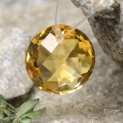 4.53ct 자연스러운 금 황수정, 둥근, VVS