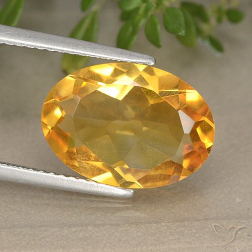 4.68ct 자연스러운 다크 오렌지-골드 황수정, 타원형, VVS-VS