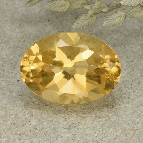 5.71ct 자연스러운 미디엄 골든 황수정, 타원형, VVS-VS