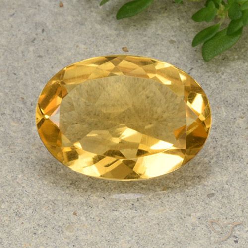 4.47ct 자연스러운 미디엄 라이트 골든 황수정, 타원형, VVS-VS