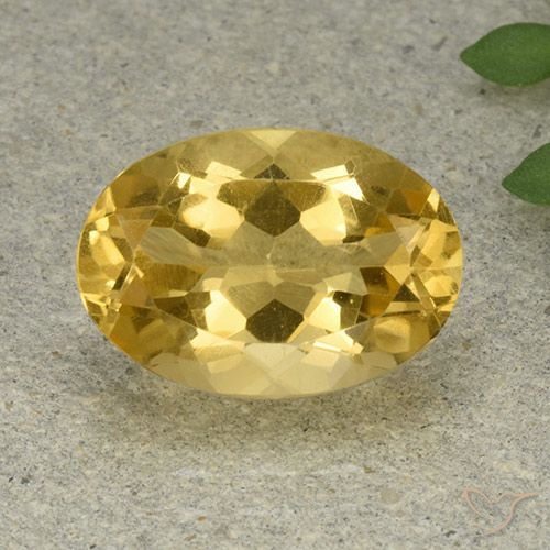 5.73ct 자연스러운 미디엄 골든 황수정, 타원형, VVS-VS