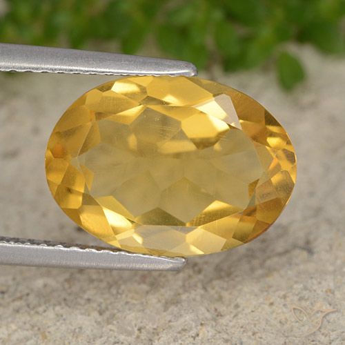 3.91ct 자연스러운 다크 골든 황수정, 타원형, VVS-VS
