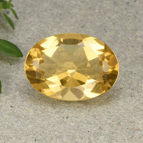 4.46ct 자연스러운 미디엄 라이트 골든 황수정, 타원형, VVS-VS