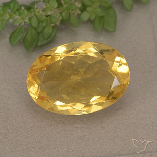 4.72ct 자연스러운 골든 황수정, 타원형, VVS