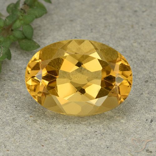 5.30ct 자연스러운 미디엄 골든 황수정, 타원형, VVS-VS