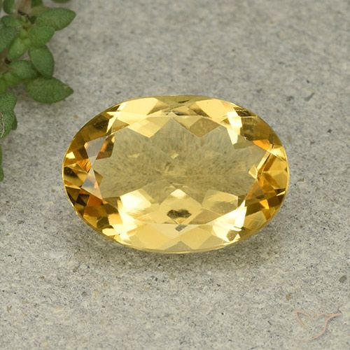 4.52ct 자연스러운 미디엄 라이트 골든 황수정, 타원형, VVS-VS