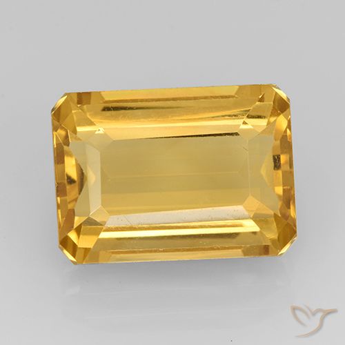 7.87ct 자연스러운 미디엄 골드 황수정, 에메랄드 컷, VVS