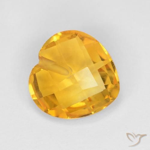 1.57ct 자연스러운 미디엄 골드 황수정, 마음, VVS