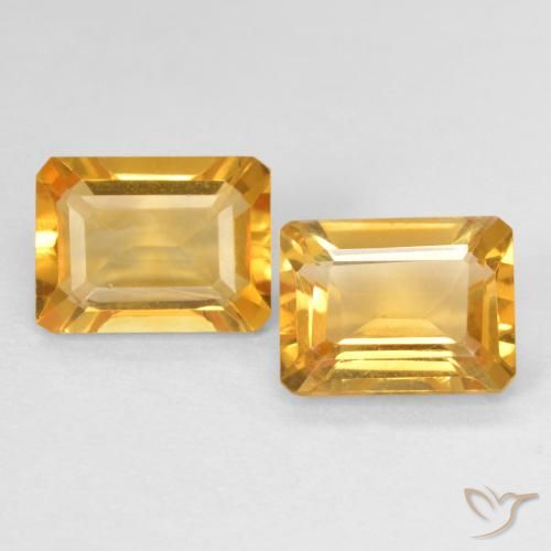 2.91ctw 자연스러운 Medium Light Orange-Gold 황수정, 에메랄드 컷, VVS
