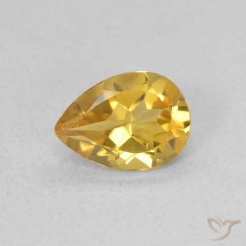 0.62ct 자연스러운 골든 황수정, 배 모양, VVS
