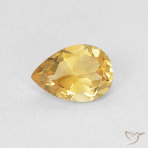 0.64ct 자연스러운 미디엄 골드 황수정, 배 모양, VVS