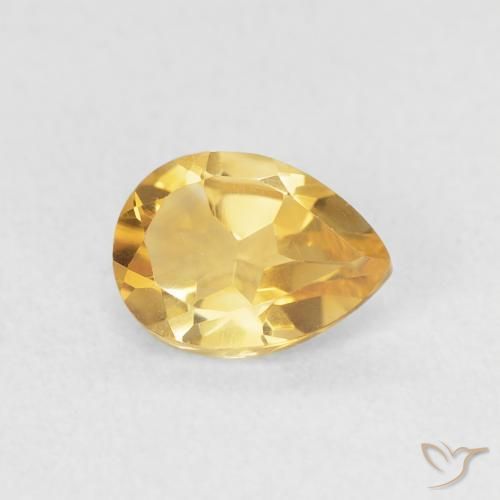 0.68ct 자연스러운 미디엄 골드 황수정, 배 모양, VVS
