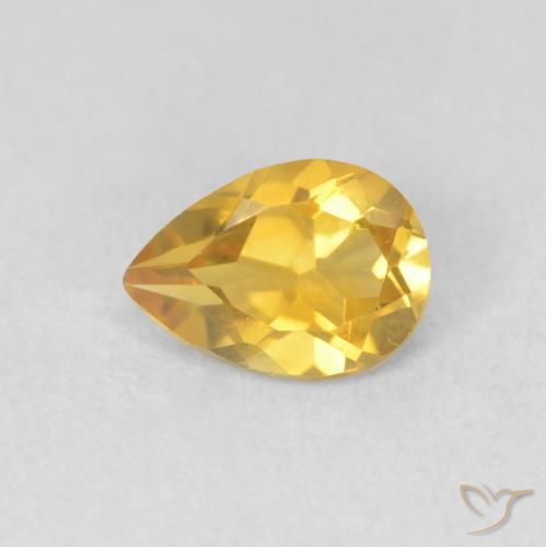 0.66ct 자연스러운 골든 황수정, 배 모양, VVS