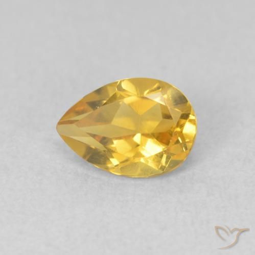 0.68ct 자연스러운 골든 황수정, 배 모양, VVS