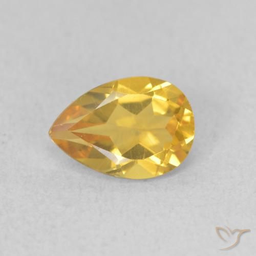 0.66ct 자연스러운 미디엄 골든 황수정, 배 모양, VVS-VS