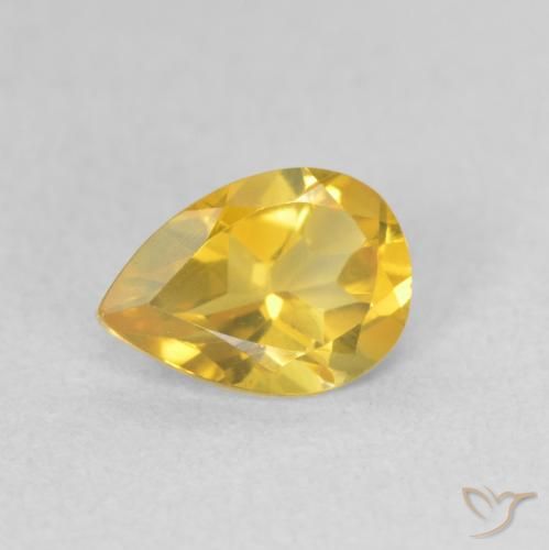 0.65ct 자연스러운 미디엄 골든 황수정, 배 모양, VVS-VS
