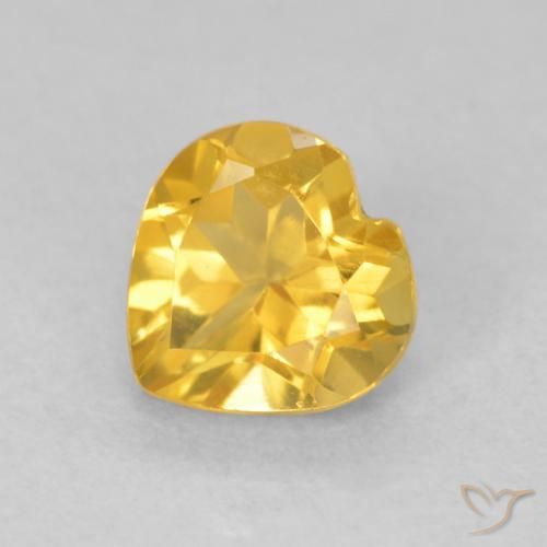 0.76ct 자연스러운 미디엄 골드 황수정, 마음, VVS-VS