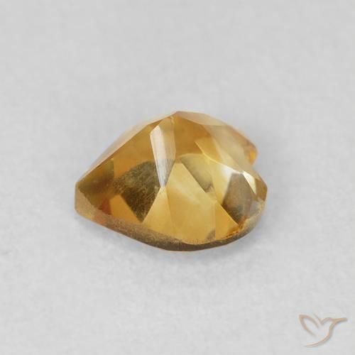 0.66캐럿 천연 Medium Dark-Golden 황수정, 마음, VVS