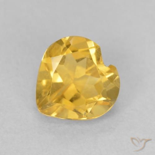 0.69ct 자연스러운 미디엄 골든 황수정, 마음, VVS-VS