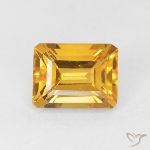 1.82ct 자연스러운 미디엄 골드 황수정, 에메랄드 컷, VVS-VS