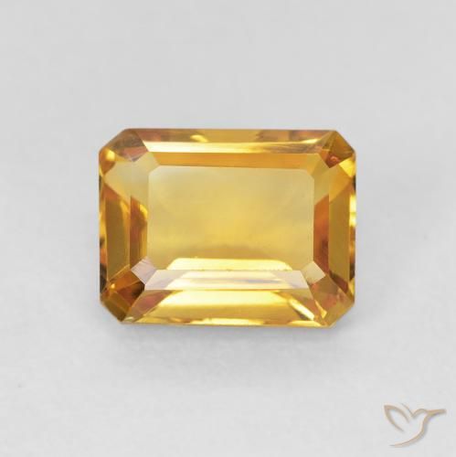1.62ct 자연스러운 Medium Light-Golden 황수정, 에메랄드 컷, VVS-VS