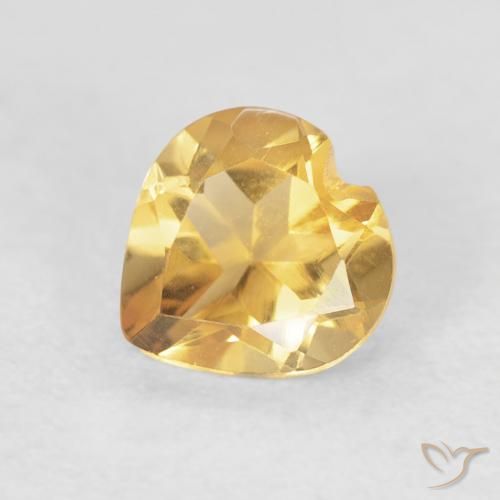 0.66ct 자연스러운 미디엄 골드 황수정, 마음, VVS