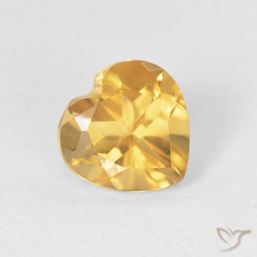 0.73ct 자연스러운 미디엄 골드 황수정, 마음, VVS-VS