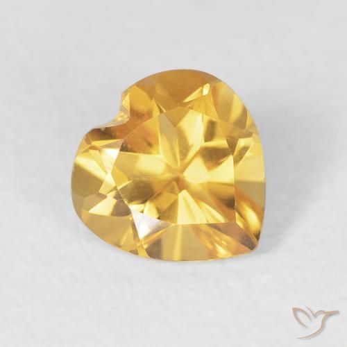 0.70ct 자연스러운 미디엄 골드 황수정, 마음, VVS