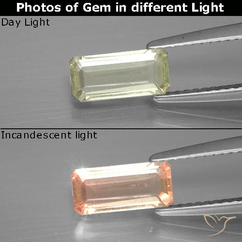 0.97ct 자연스러운 연노랑 색상 변화 디아스포어, 에메랄드 컷, VS