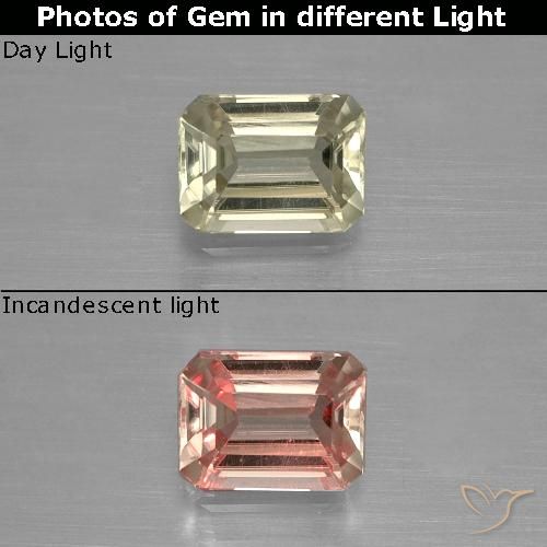 0.90ct 자연스러운 연노랑 색상 변화 디아스포어, 에메랄드 컷, VVS-VS