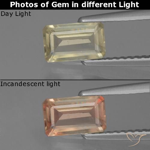0.80ct 자연스러운 매우 옅은 노란색 색상 변화 디아스포어, 에메랄드 컷, VS