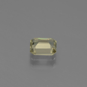 0.88캐럿 천연 그린에서 핑크 컬러체인지 디아스포어, 에메랄드 컷, 6.2×5.2 mm, VVS-VS