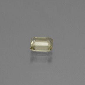 0.74캐럿 천연 라이트 골든 옐로우 컬러체인지 디아스포어, 에메랄드 컷, 5.4×5 mm, VVS-VS